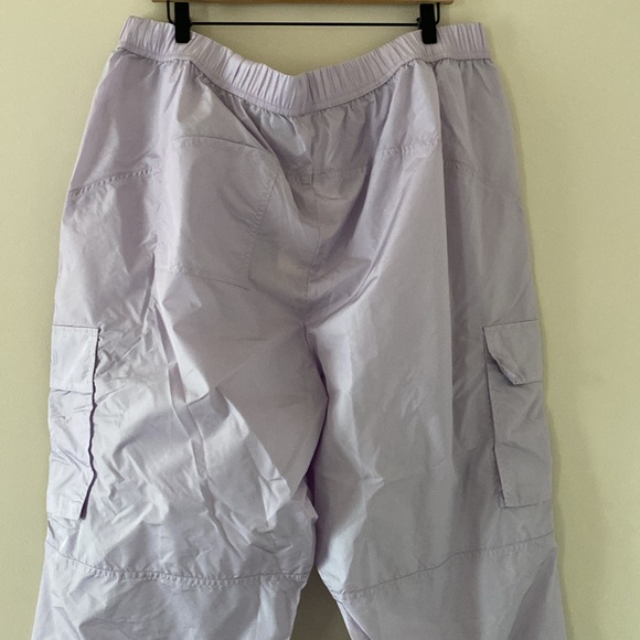 New Fabletics Parachute Pants Lightweight Cargo Jogger Lilac Lily Shine Size 1X - Picture 11 of 13